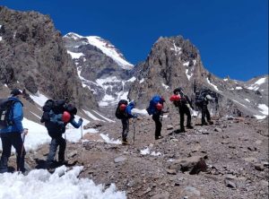 Aventuras Patagonicas climbers following their route up Aconcagua